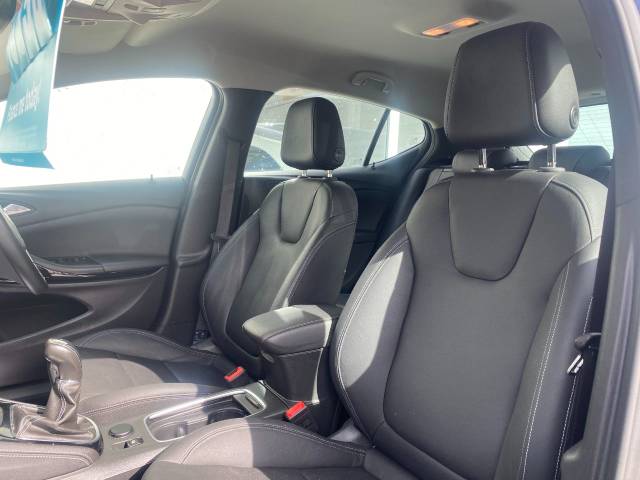 2019 Vauxhall Astra 1.5 Turbo D Elite Nav 5dr