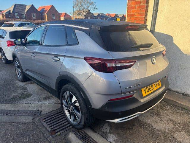 2020 Vauxhall Grandland X 1.2 Turbo SRi Nav 5dr Auto
