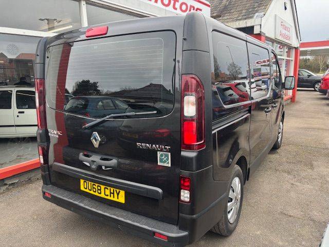 2018 Renault Trafic 1.6 SL27 ENERGY dCi 95 Business 6 SEATER