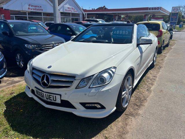 Mercedes-Benz E Class 1.8 E200 CGI BlueEFFICIENCY Sport 2dr Tip Auto Convertible Petrol White
