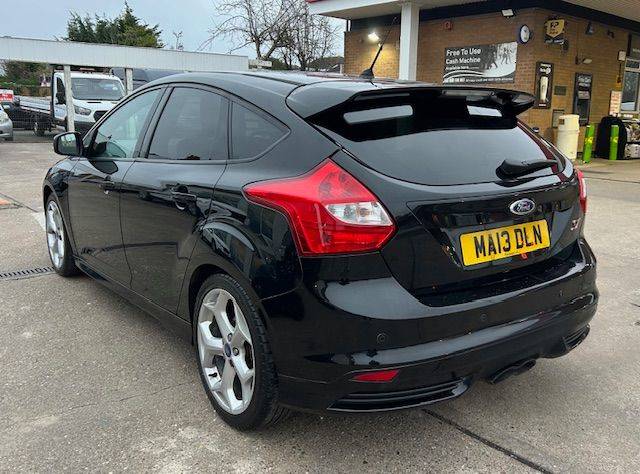 2013 Ford Focus 2.0T ST-3 5dr